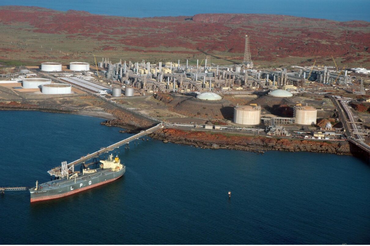 An aerial shot of Woodside's North-West Shelf gas plant in Karratha, WA taken on Thursday, April 17, 2008. Tropical cyclones off Australia's north west coast, shut downs and maturing fields have curtailed Woodside Petroleum Ltd's oil and gas production and sales for the first quarter of 2008.