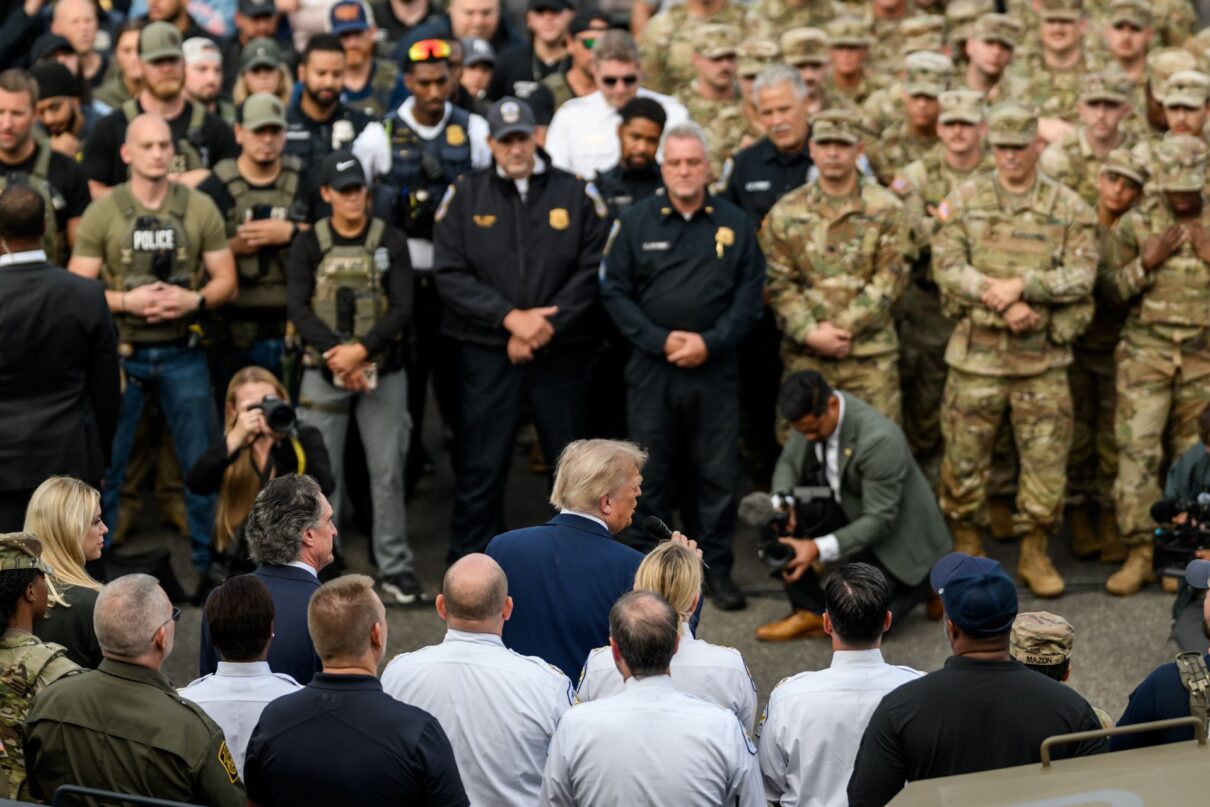President Donald Trump visits law enforcement and members of the National Guard at the U. S. Park Police Anacostia Operations Facility, Thursday, August 21, 2025, in Washington, D.C. (Official White House Photo by Daniel Torok)
