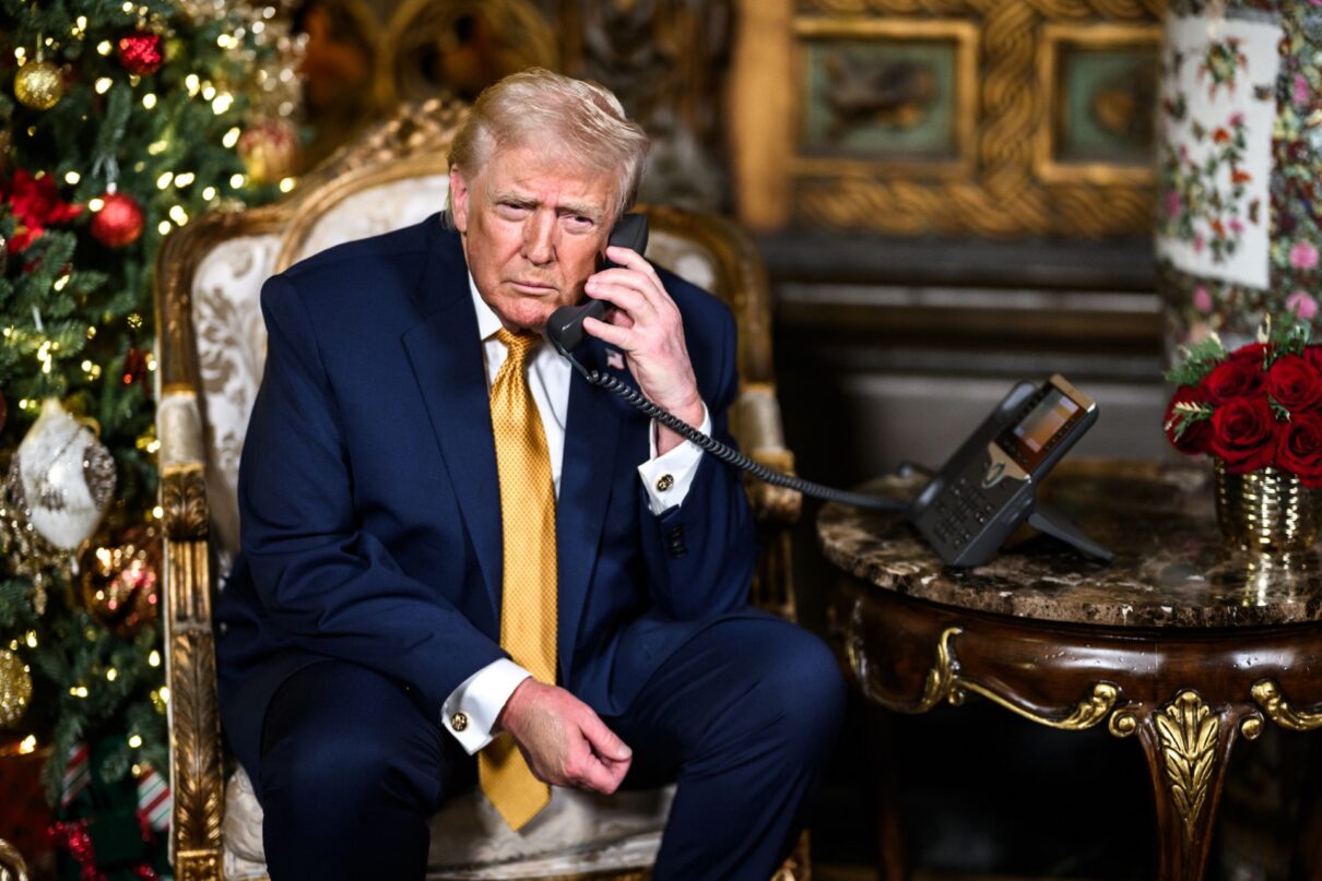 President Donald Trump and First Lady Melania Trump make NORAD Santa tracker calls from Mar-a-Lago in Palm Beach, Florida, Wednesday, December 24, 2025. (Official White House Photo by Daniel Torok)